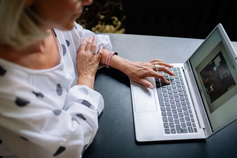 Digitale Nebeneinkünfte 2026: Geld als Creator verdienen